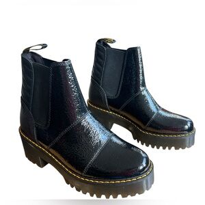 NWOT Women’s Dr. Martins Rosalie Chelsea Patent Leather Combat Size 9 Black Boot
